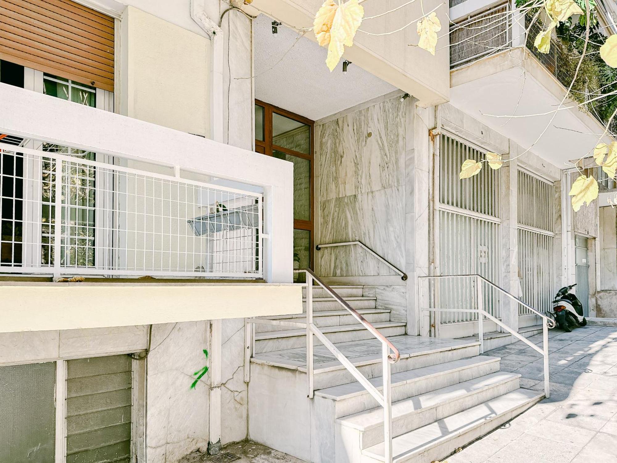 Quiet Home In Katehaki Metro. Атина Екстериор снимка
